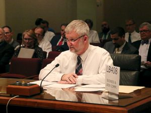 <a href='http://news.legislature.ne.gov/dist37' target='_blank' title='Link to the website of Sen. John Lowe'>Sen. John Lowe</a>